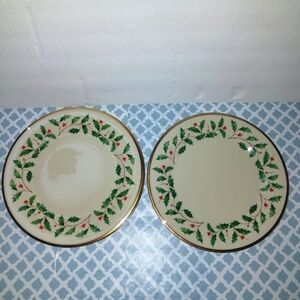 Lenox Holiday Plates Set of 2